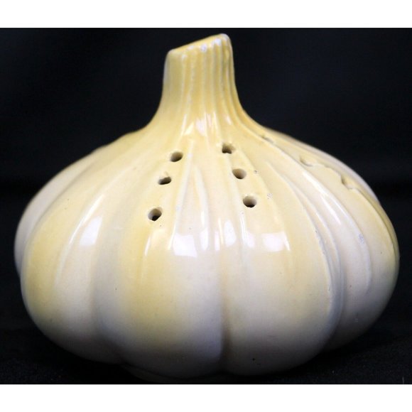 Vtg 60s Anthropomorphic Smiling Garlic Shaped Salt Pepper Shaker Yellow Ceramic - Picture 3 of 11